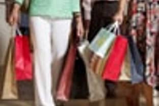 Consumers’ expenditure increase don’t reach economy