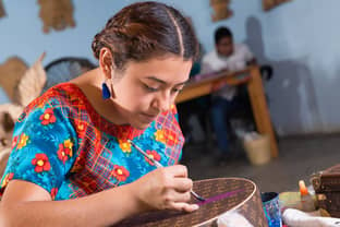 Louis Vuitton presenta los primeros baúles intervenidos con arte zapoteco