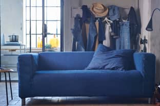  Ikea recycelt Mud Jeans für Sofabezüge