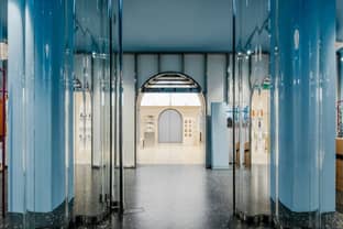 Kijken: de flagshipstore van Off-White in Parijs, ontworpen door Rotterdams architectenbureau OMA