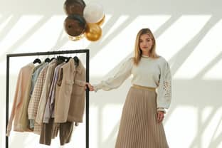 Omoda transformeert tot moderetailer, verkoopt vanaf vandaag ook kleding online 