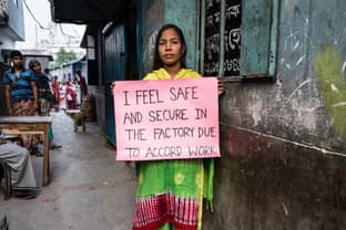 Trabajadores textiles esperan justicia 10 años después de derrumbe de fábrica en Bangladesh