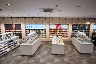 Debenhams returns to retail with the opening of beauty store