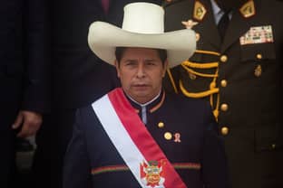 Mode et politique : le président Castillo et son chapeau