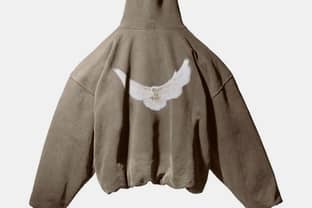 Una profética paloma alumbra el lanzamiento de “Yeezy Gap Engineered by Balenciaga”
