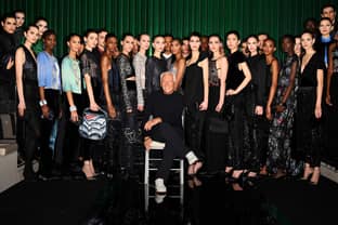 Mfw: Giorgio Armani sfila in silenzio, in rispetto del popolo ucraino