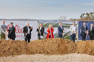 S.Oliver Group feiert "Spatenstich“ für neues Logistikzentrum in Dettelbach