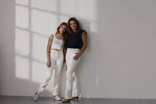 Olympisch wielerkampioen Leontien van Moorsel en dochter Indy lanceren modecollectie in samenwerking met Jeans Centre