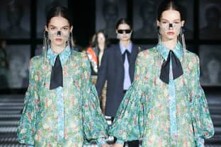 Mfw: Gucci porta in passerella coppie di gemelli