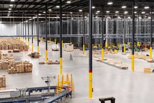 Gap se asocia con UPS y abre sus almacenes a pequeñas y medianas empresas