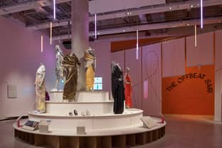 Kijken: Design Museum in Londen zet Indiase sari’s in de spotlight met tentoonstelling