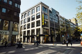 Dr. Martens eröffnet neuen Store in Düsseldorf und verlegt Deutschland-Zentrale 