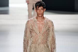 Dolce & Gabbana exalta la elegancia sensual del hombre en la Semana de la Moda de Milán