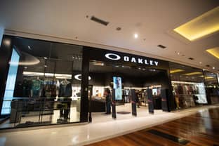 Oakley inaugura novo conceito de loja no Morumbi Shopping em SP