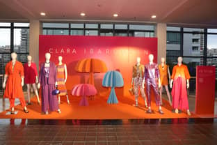 Clara Ibarguren presentó El Viaje, su nueva colección SS24, en Alcorta Shopping
