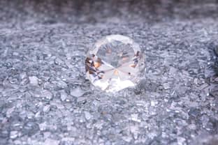 Diamantes sintéticos ponen bajo presión a las gemas naturales