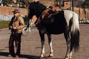 Die Pferde sind los: Wilde Streetstyles der Pitti Uomo 105 