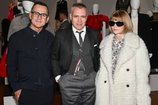 Anna Wintour to host Democratic Party fundraiser during Paris Fashion Week