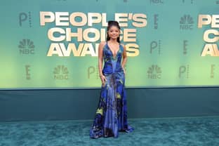 From maximalism to LBDs: What reigned on the People’s Choice Awards blue carpet
