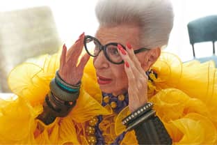 Mode-icoon Iris Apfel overleden op 102-jarige leeftijd