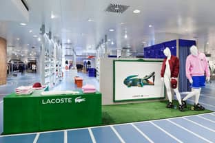 Lacoste pose ses valises à Ibiza le temps d'un pop-up store