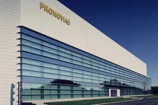 Pronovias launches strategic plan, cuts 25 percent of workforce