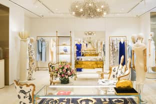En images : Schiaparelli ouvre un pop-up store à Monaco