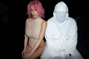 Kanye West et Bianca Censori font souffler un vent de folie sur le défilé Prototypes