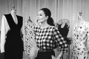 La muse de la mode Jacqueline de Ribes, célébrée au Met de New York