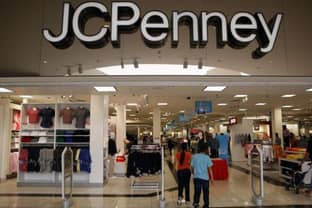 JC Penney comparable store sales up 4.4 percent in FY14 and Q4