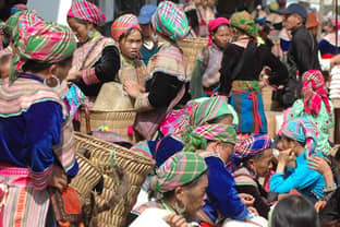 Le Vietnam veut aussi tirer son épingle du jeu de la mode ethnique