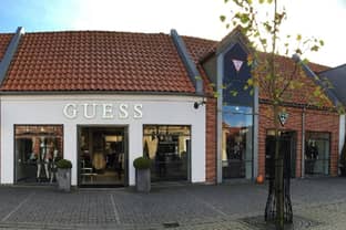 Guess s'installe au Danemark