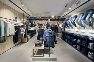Kijken: WE Blue Store Amsterdam