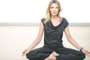 Aldi Süd bietet Yoga-Kollektion mit Ursula Karven an