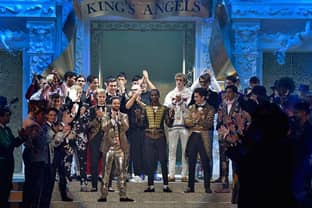 Dolce & Gabbana brinda un show 'monárquico' en la Semana de la Moda masculina de Milán