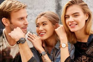 Le groupe Fossil lance Thom Olson, une marque de montres personnalisables