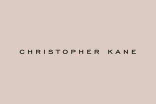 Christopher Kane en conversaciones con Kering para recuperar sus acciones