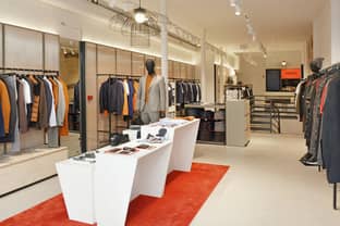 Hugo ouvre sa première boutique dans le quartier du Marais à Paris