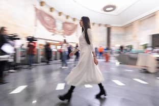 В московском метро прошел модный показ в честь Международного женского дня