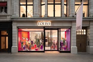 Loewe inaugura flagship en Londres