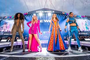 Las Spice Girls regresan vestidas de Swarovski