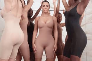 Kim Kardashian s'approprie le mot « kimono » et crée la controverse