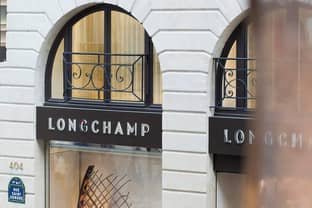 Stéphanie D'Heygere, ex diseñadora de joyas en Dior, reinventa Le Pliage de Longchamp
