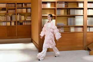 L'ombre de Lagerfeld flotte sur le défilé Chanel haute couture