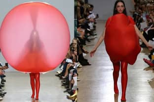 "Надувная" мода: дизайнер из Норвегии представил платья-"пузыри"