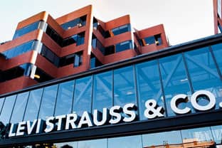 Levi Strauss reports better-than-expected sales boosted by e-commerce