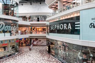 Los centros comerciales disparan su afluencia un 19 por ciento en julio