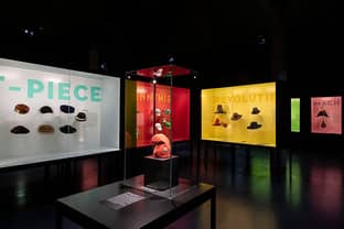 Hut-Ausstellung zeigt Symbolkraft und Geschichte der Kopfbedeckungen