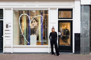 Modeontwerper Joline Jolink sluit Utrechtse deuren