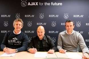 L' Ajax veste Replay